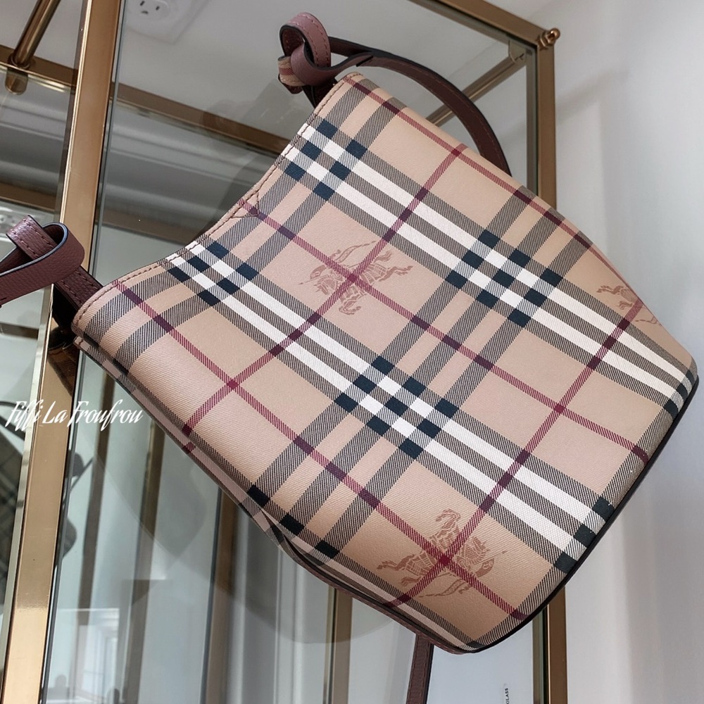 Authentic Burberry bucket bag - Picture 10 of 16